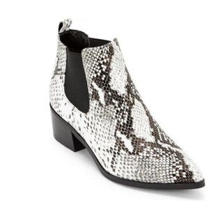 Blondo Emelia Black White Snakeskin Chelsea Boots